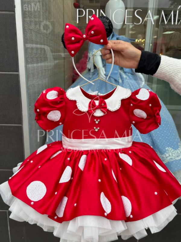 minnie mouse red
