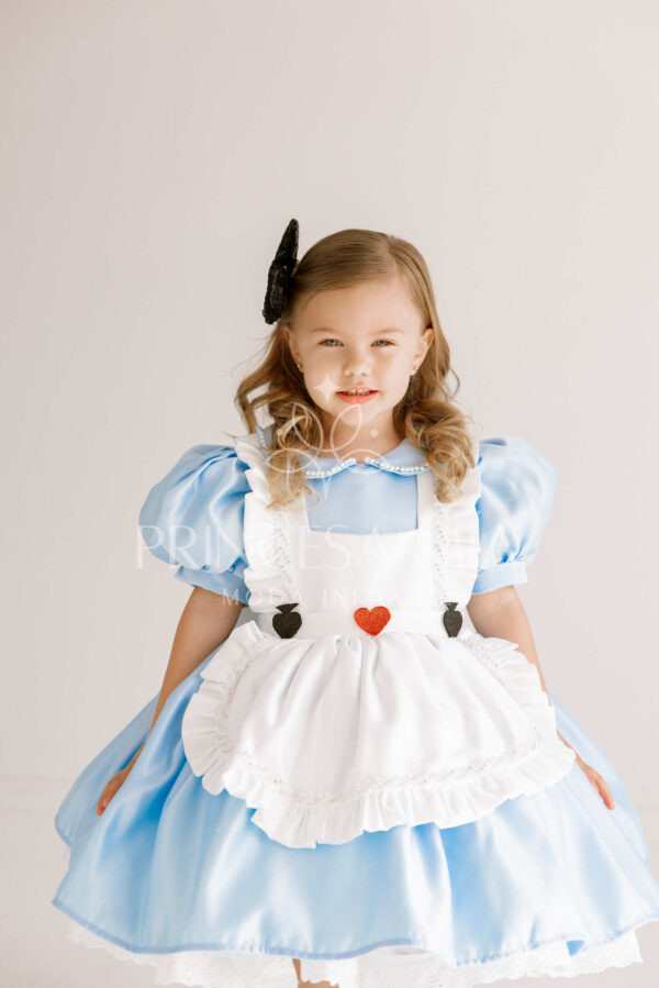Alice Wonderland - Image 5