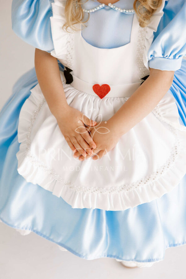 Alice Wonderland - Image 9