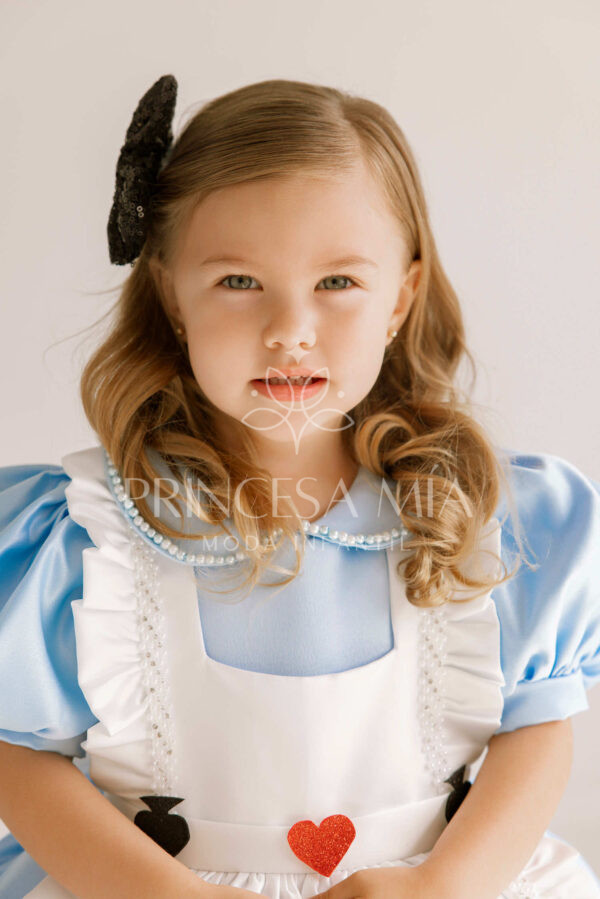 Alice Wonderland - Image 16