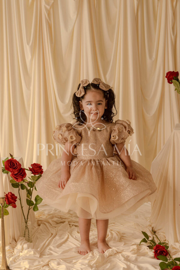 Anastasia Gold - Image 7