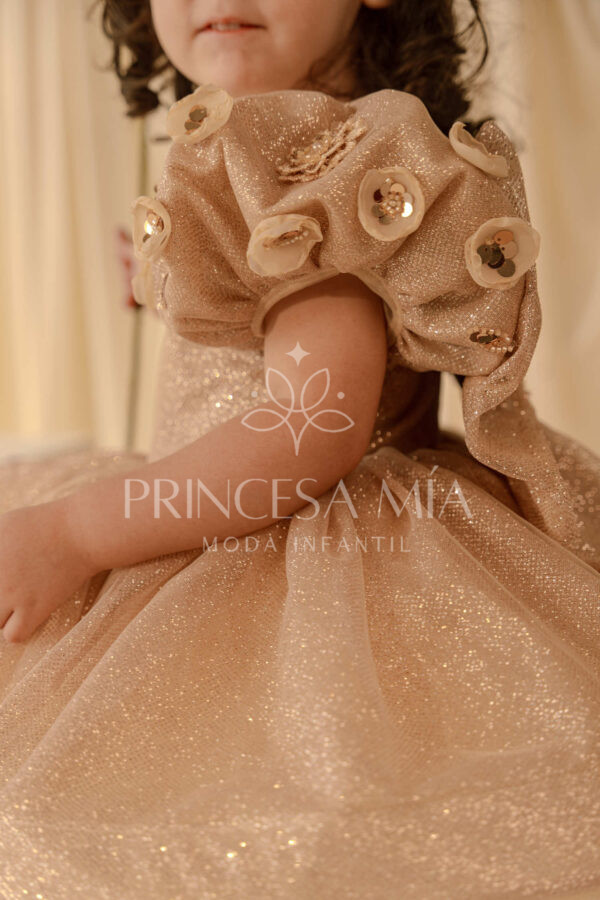 Anastasia Gold - Image 2