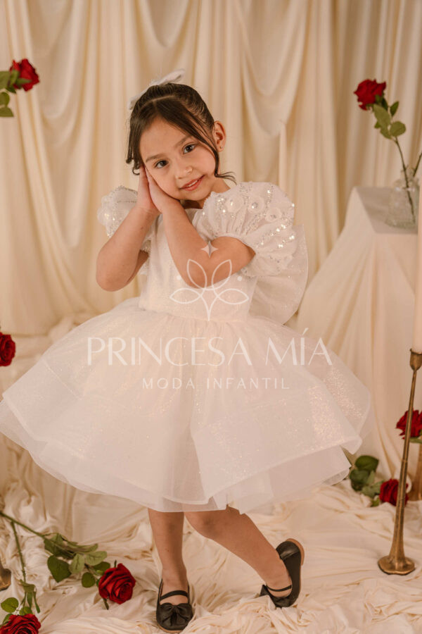 Anastasia White - Image 7